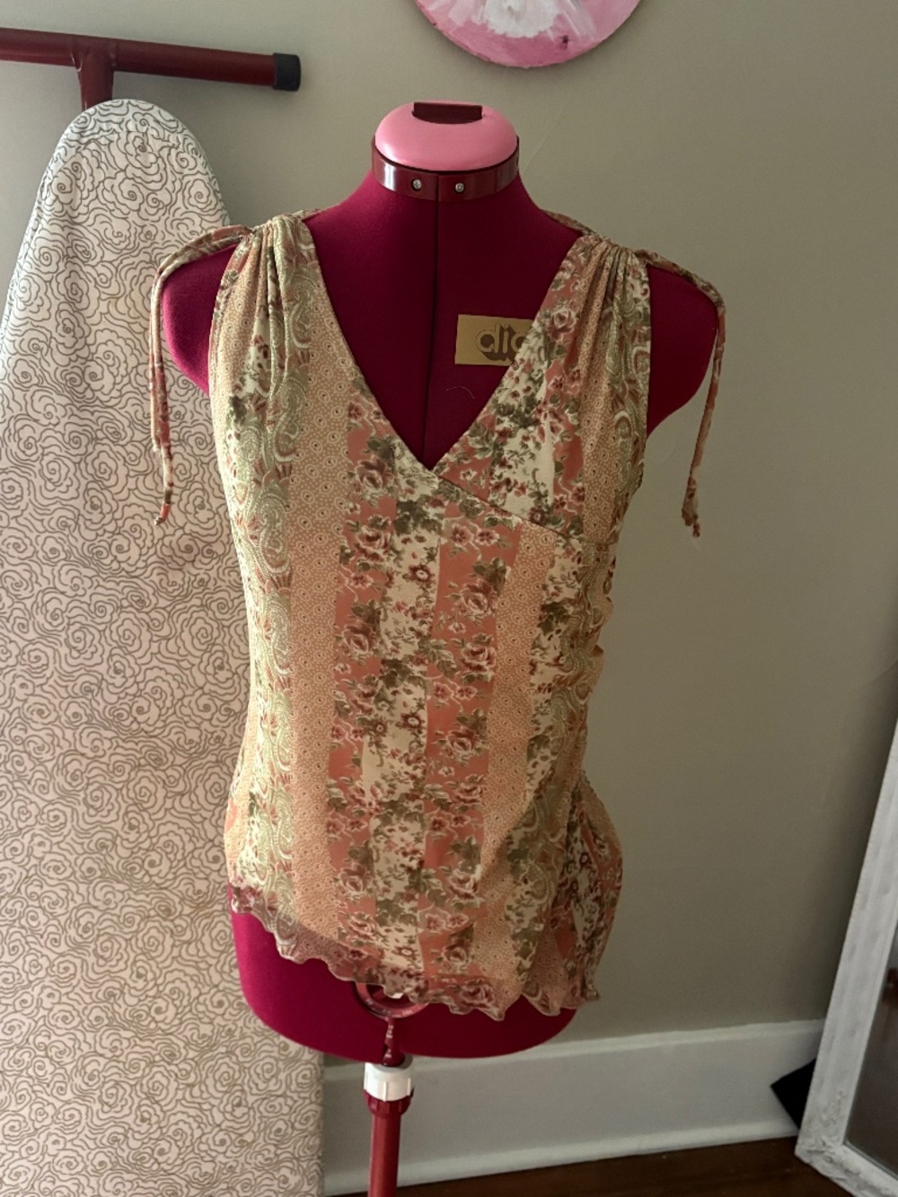 Size medium vintage reitmans